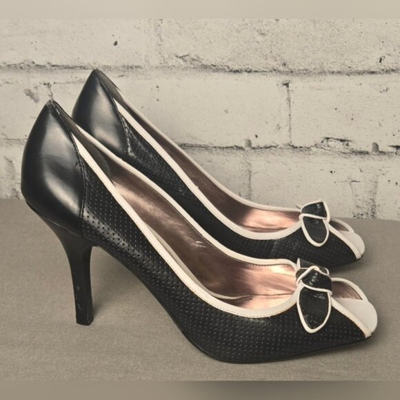 Style & Co. "Freckles" Black Peep Toe Heels - Picture 5 of 15